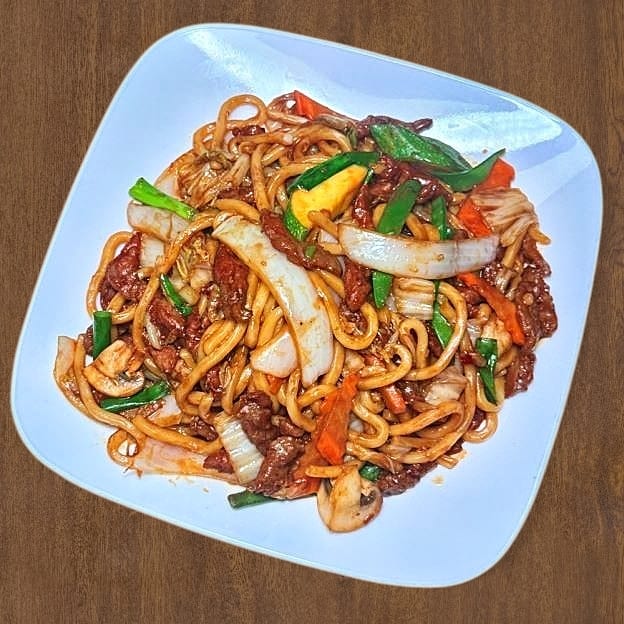 Beef Yaki Udon 日式牛肉炒乌冬面.