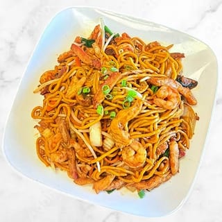House Special Lo Mein 本楼捞面
