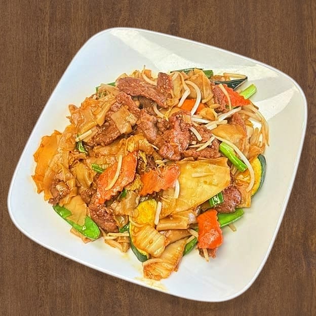 Beef Ho Fun 牛河粉.