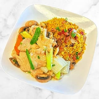 Moo Goo Gai Pan - Dinner 晚餐蘑菇鸡片