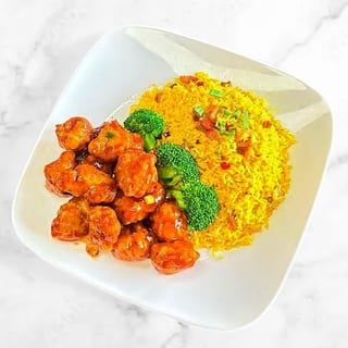 General Tso's Chicken - Dinner 晚餐左宗鸡