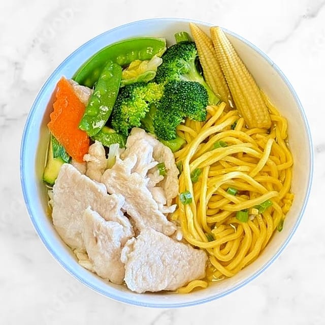 Chicken Yat Gaw Mein.