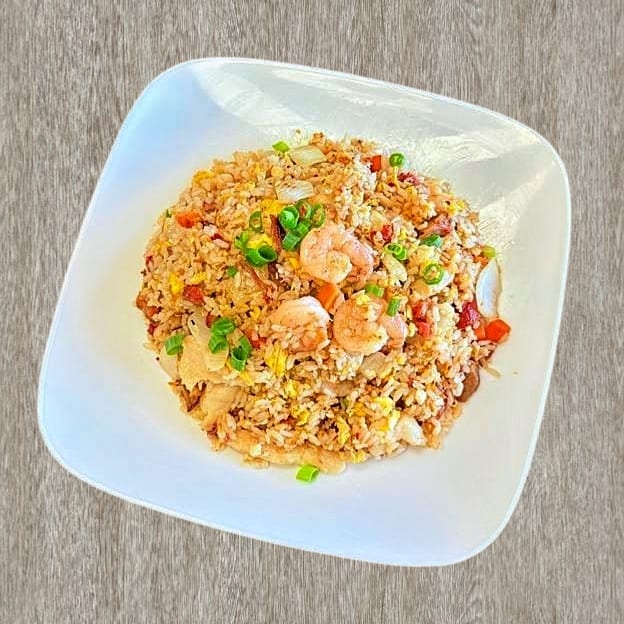 Young Chow Fried Rice 杨州炒饭.