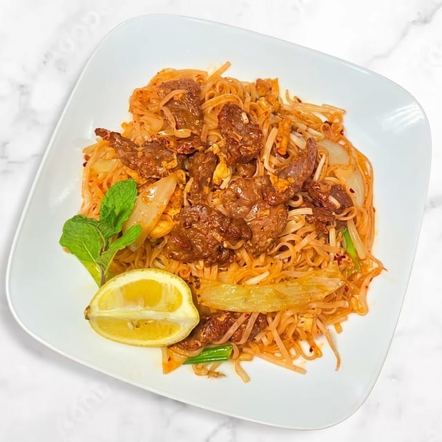 Beef Pad Thai.